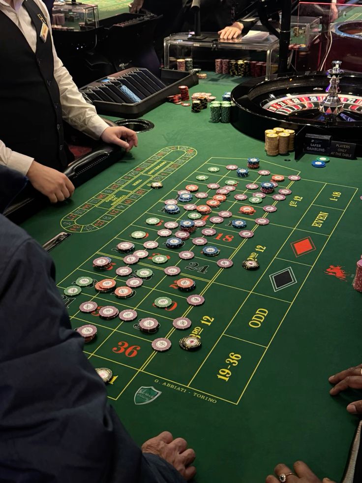 LUCKY SLOTS پر آن لائن سلاٹس کے بارے میں